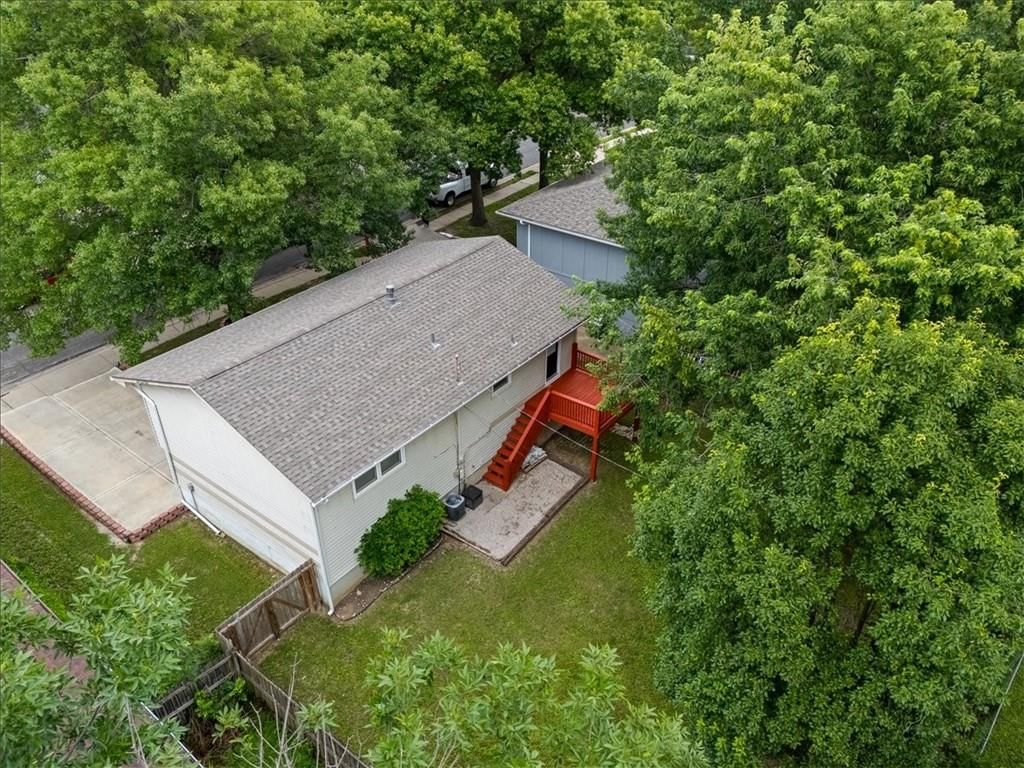 201 W Martin Street — photo 31