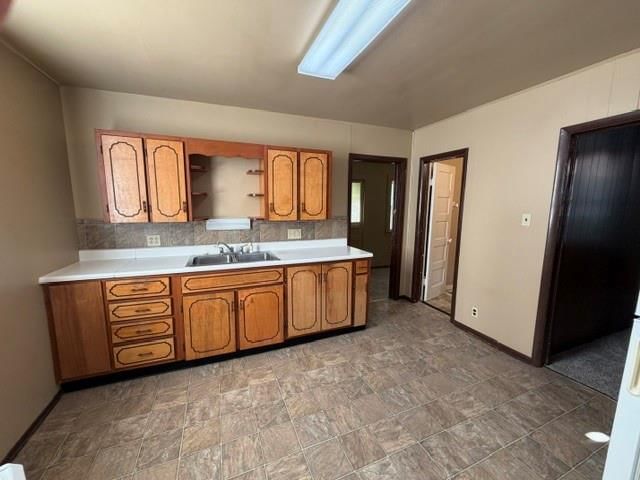 311 W Vassar Street — photo 9