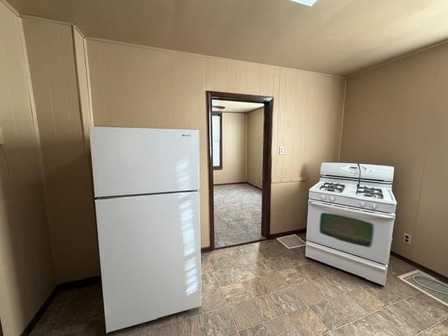 311 W Vassar Street — photo 13