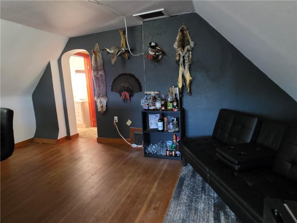 112 N Frederick Avenue — photo 14