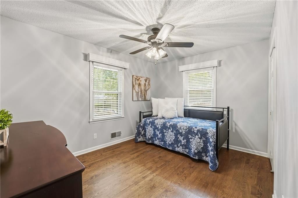 717 N Curtis Street — photo 12