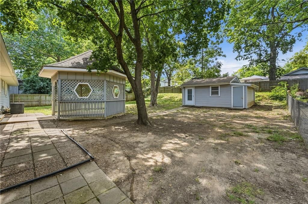 717 N Curtis Street — photo 22