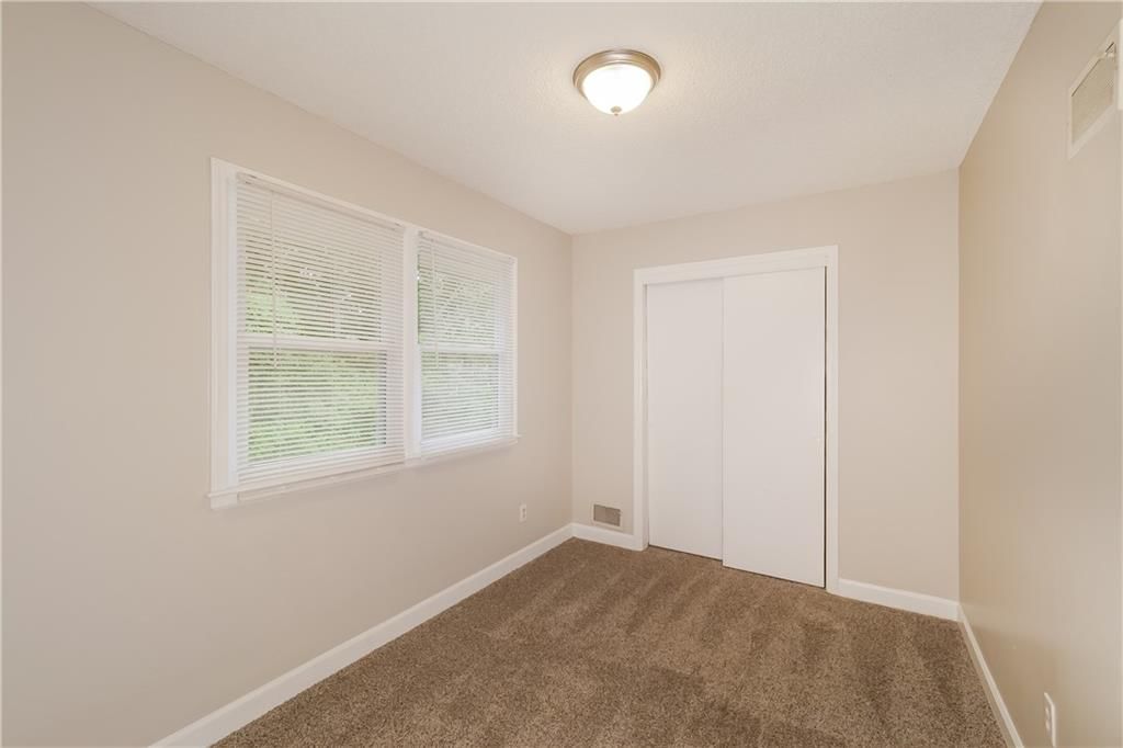 11016 E 51st Street — photo 18
