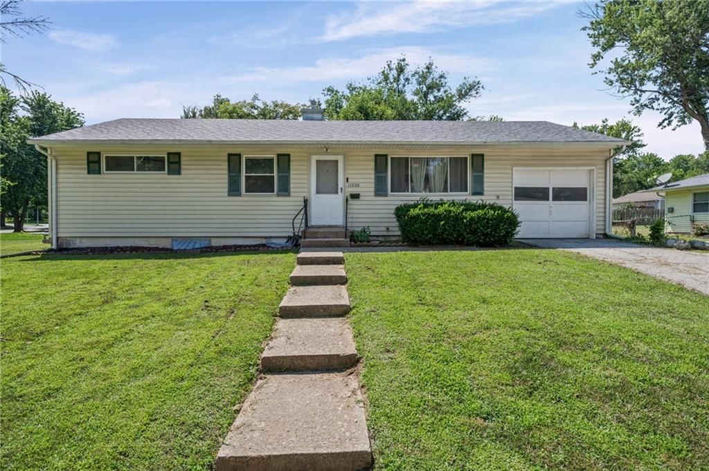 11320 Lewis Avenue — photo 1