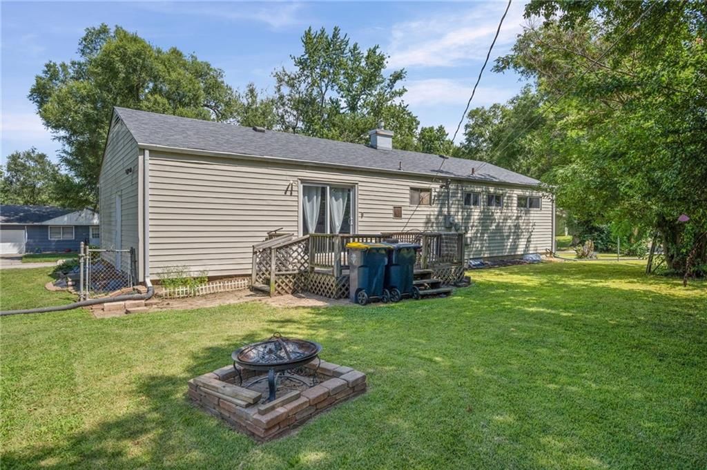 11320 Lewis Avenue — photo 21
