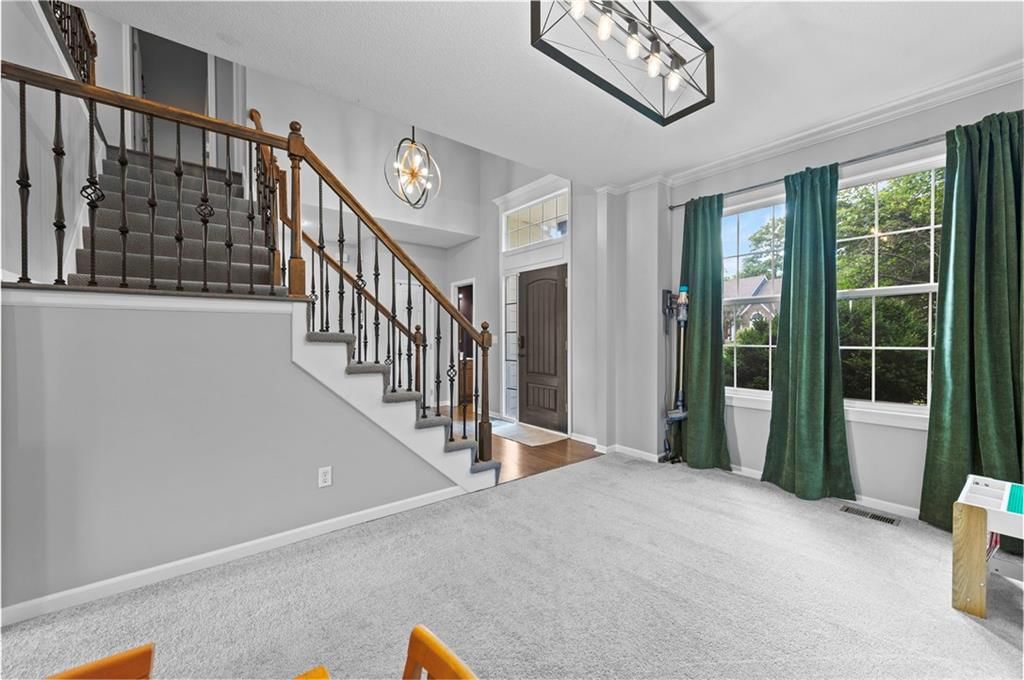 6725 N Nevada Avenue — photo 5