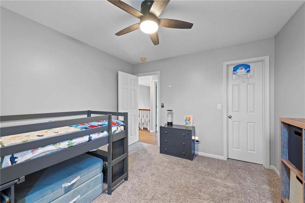 6725 N Nevada Avenue — photo 32