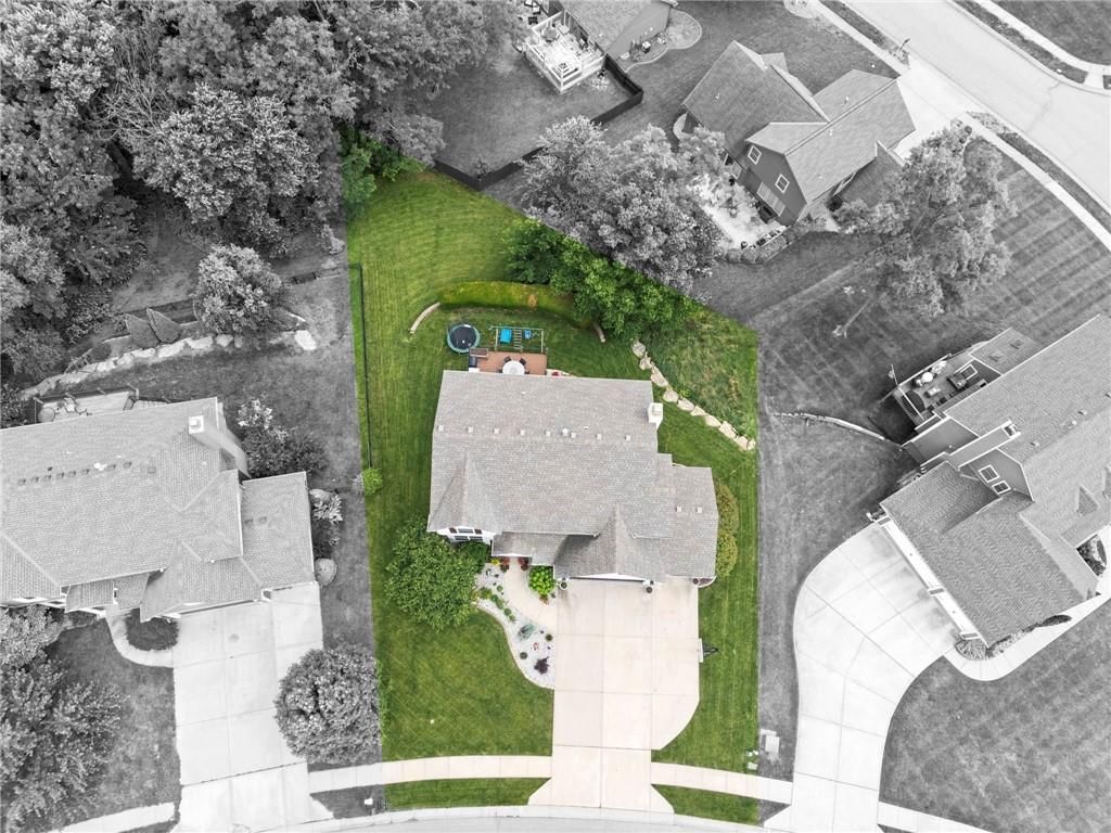 6725 N Nevada Avenue — photo 65
