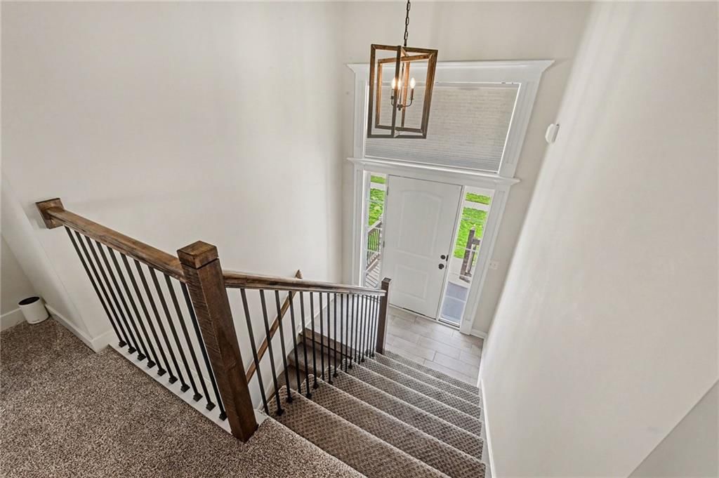 1018 Jasmine Drive — photo 5