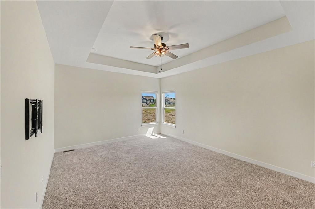 1018 Jasmine Drive — photo 12