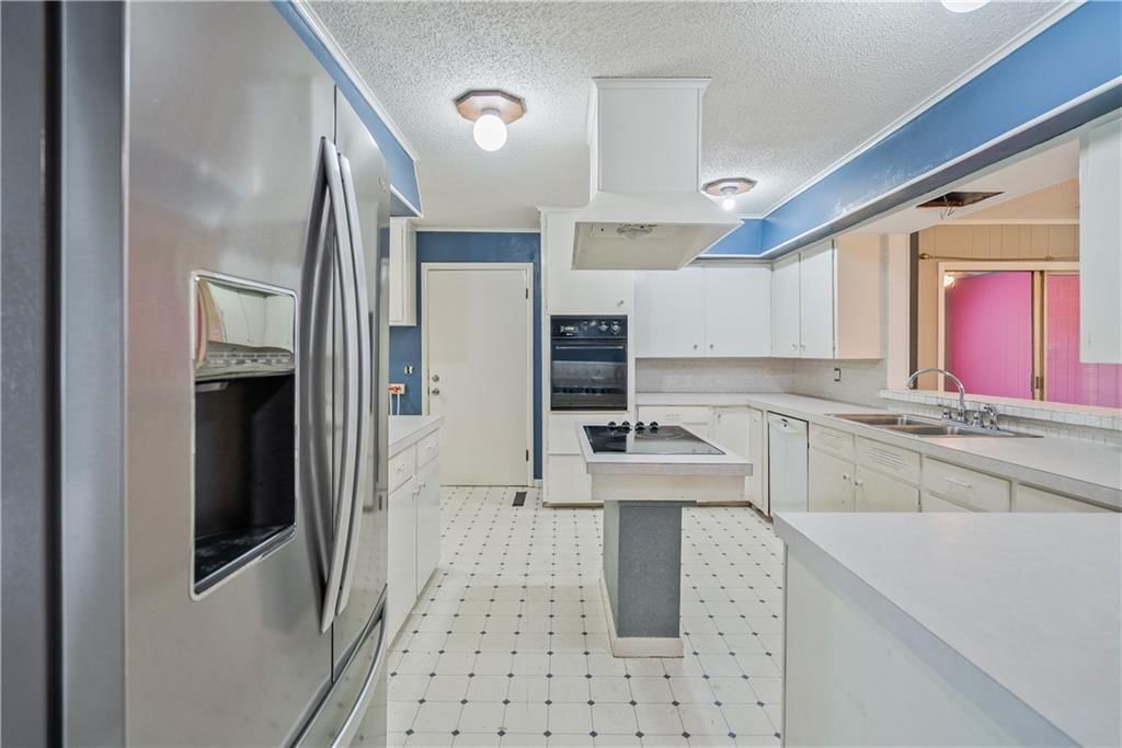 1210 N 18th Place — photo 16