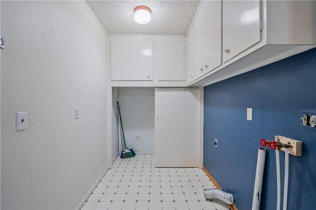 1210 N 18th Place — photo 22