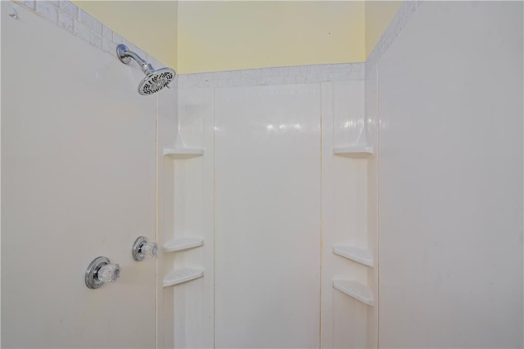 1210 N 18th Place — photo 36