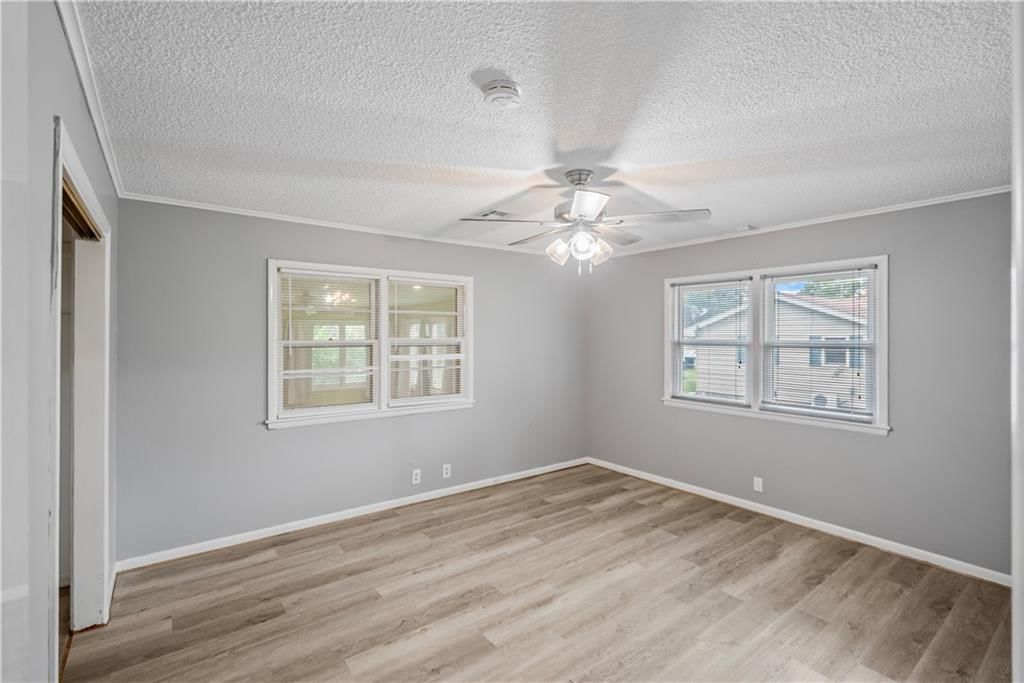 1210 N 18th Place — photo 54