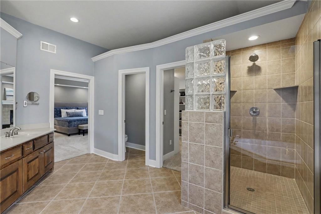16628 Rosewood Street — photo 28