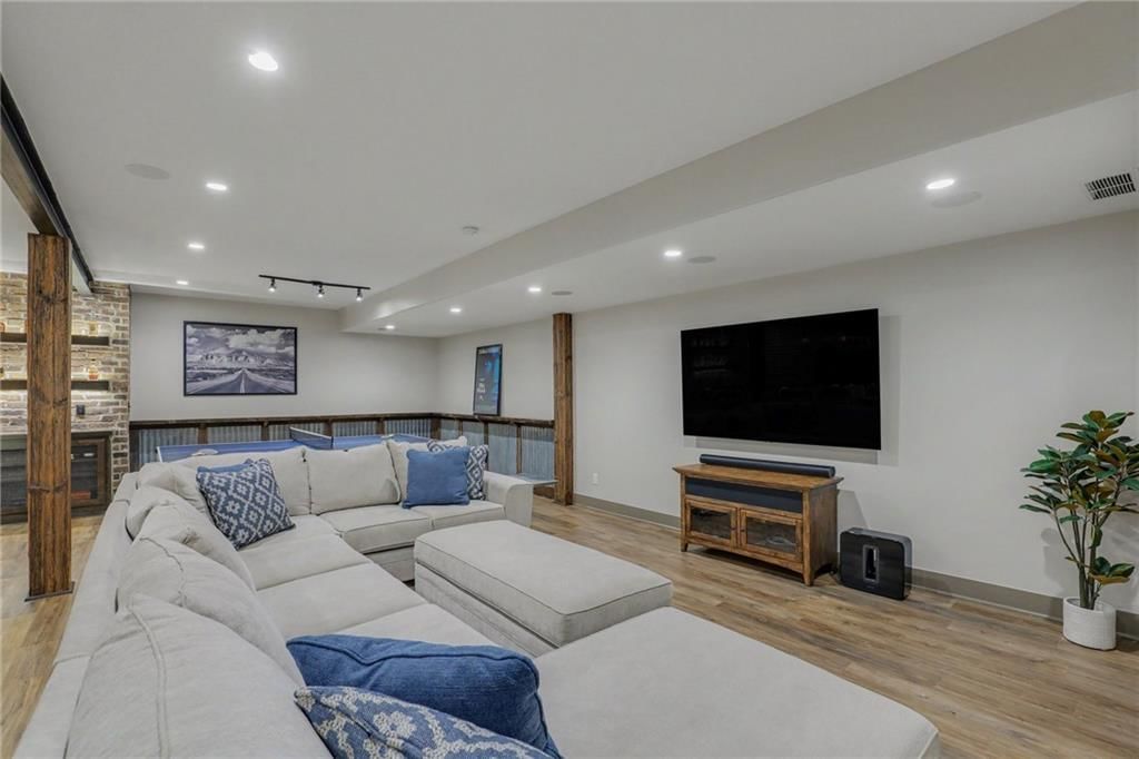 16628 Rosewood Street — photo 40