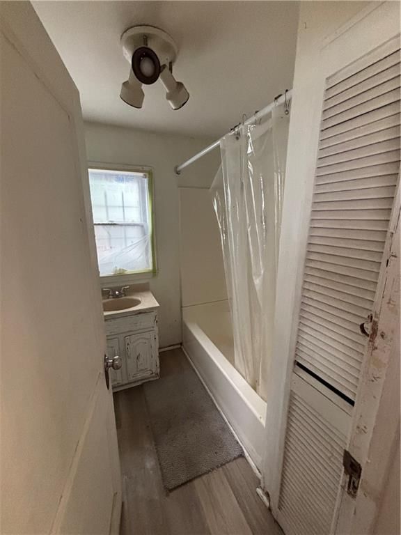 3311 E 22nd Street — photo 20
