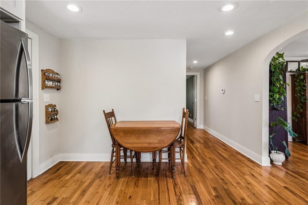 420 N Fairview Avenue — photo 12