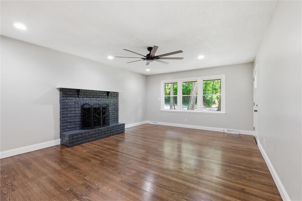 3720 Crescent Avenue — photo 6