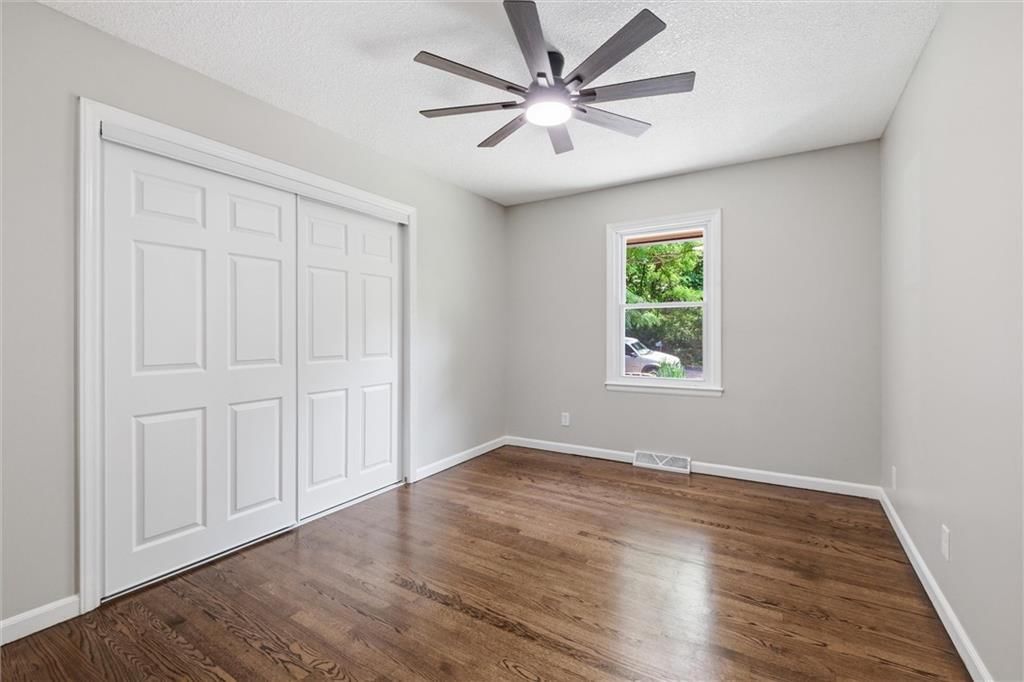 3720 Crescent Avenue — photo 19