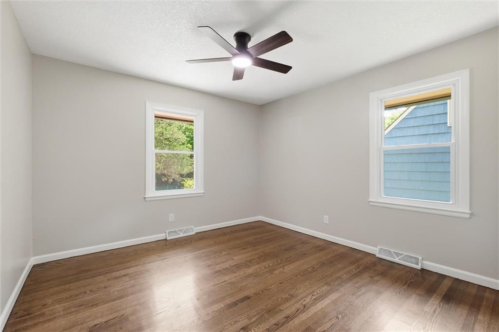 3720 Crescent Avenue — photo 26