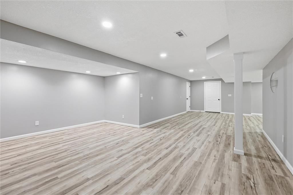 3720 Crescent Avenue — photo 33