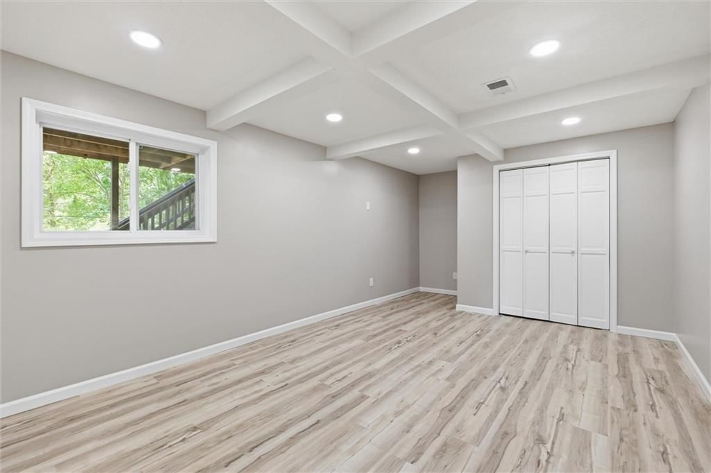 3720 Crescent Avenue — photo 35