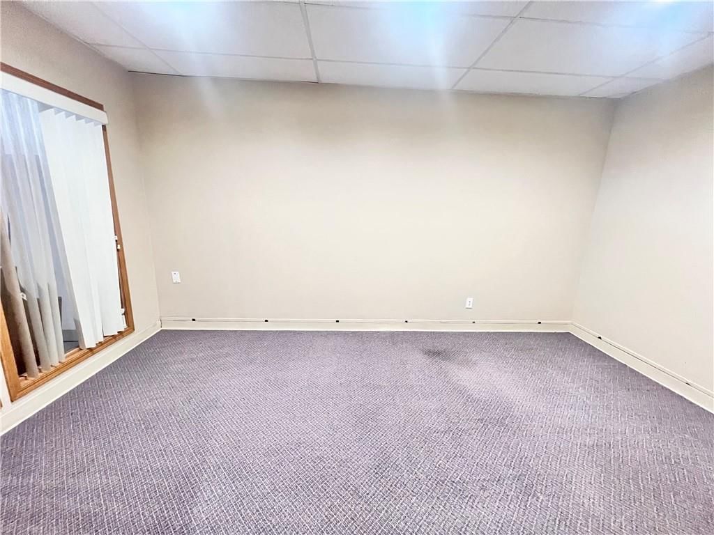 210 W 9th Street — photo 13