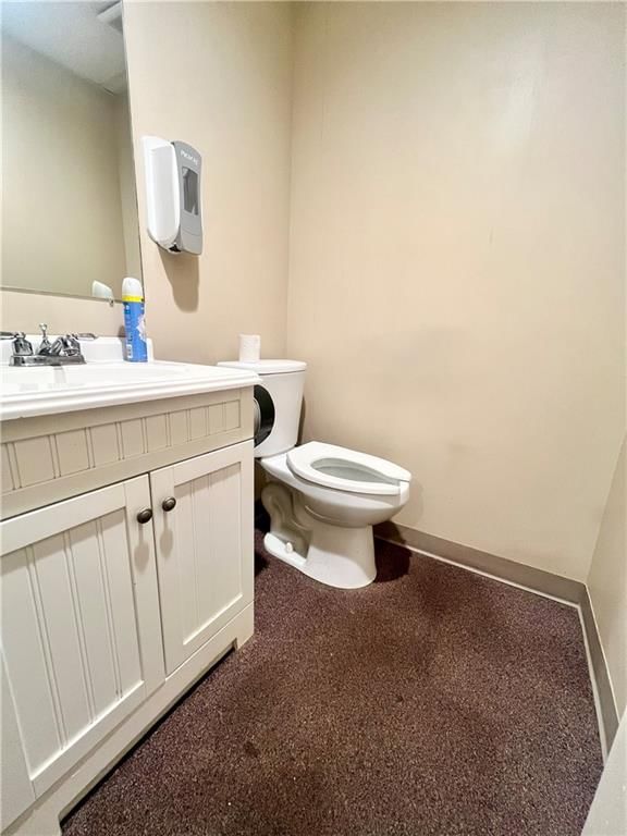 210 W 9th Street — photo 25