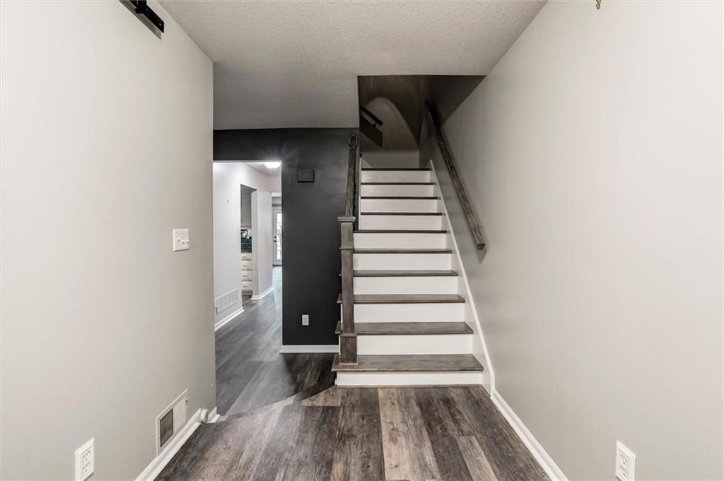 10553 Riley Street — photo 4