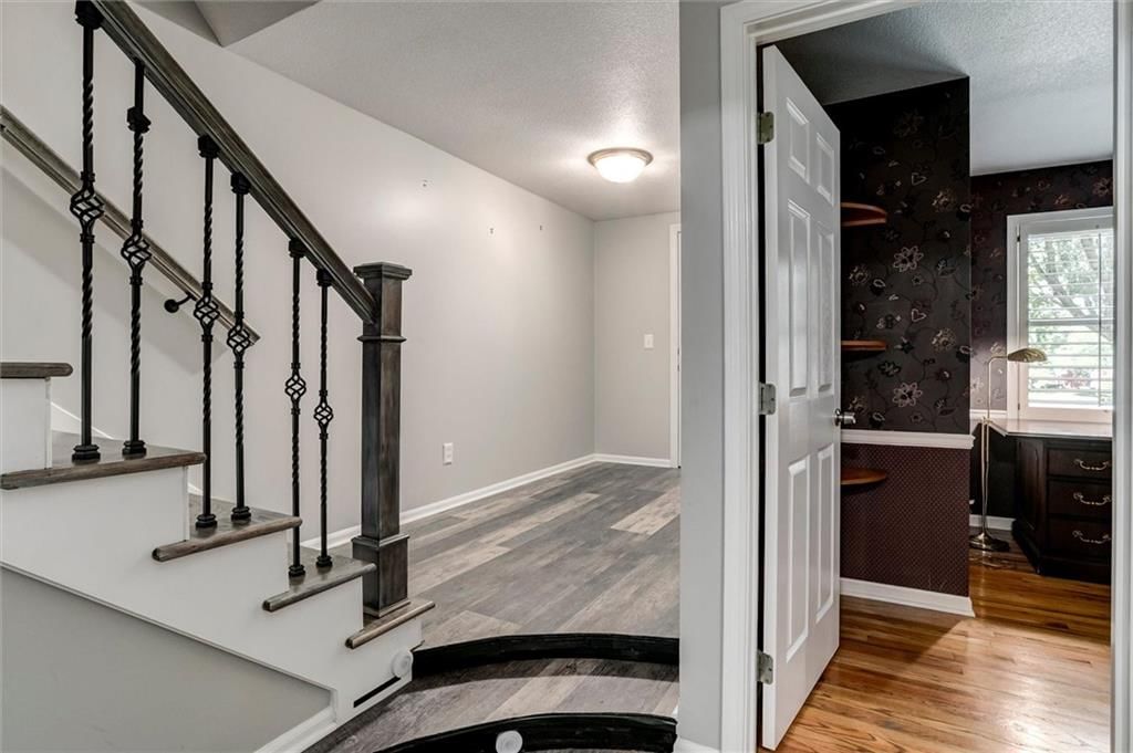 10553 Riley Street — photo 6
