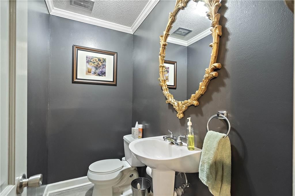450 Ruth Ewing Road — photo 36