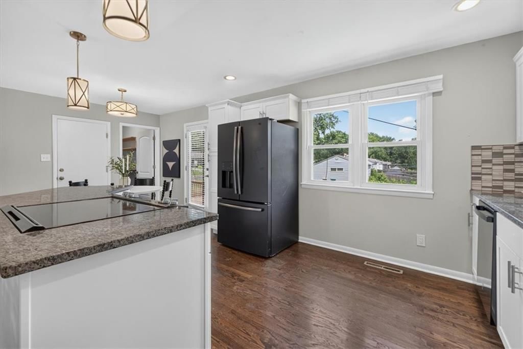 8521 Goodman Street — photo 18