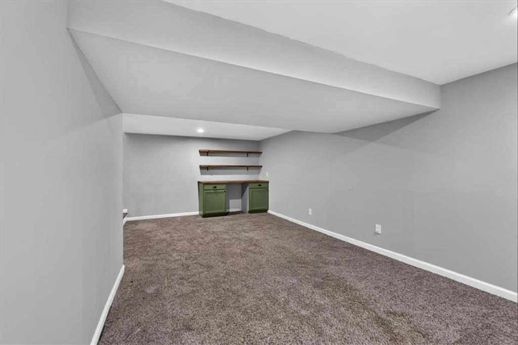 8521 Goodman Street — photo 35