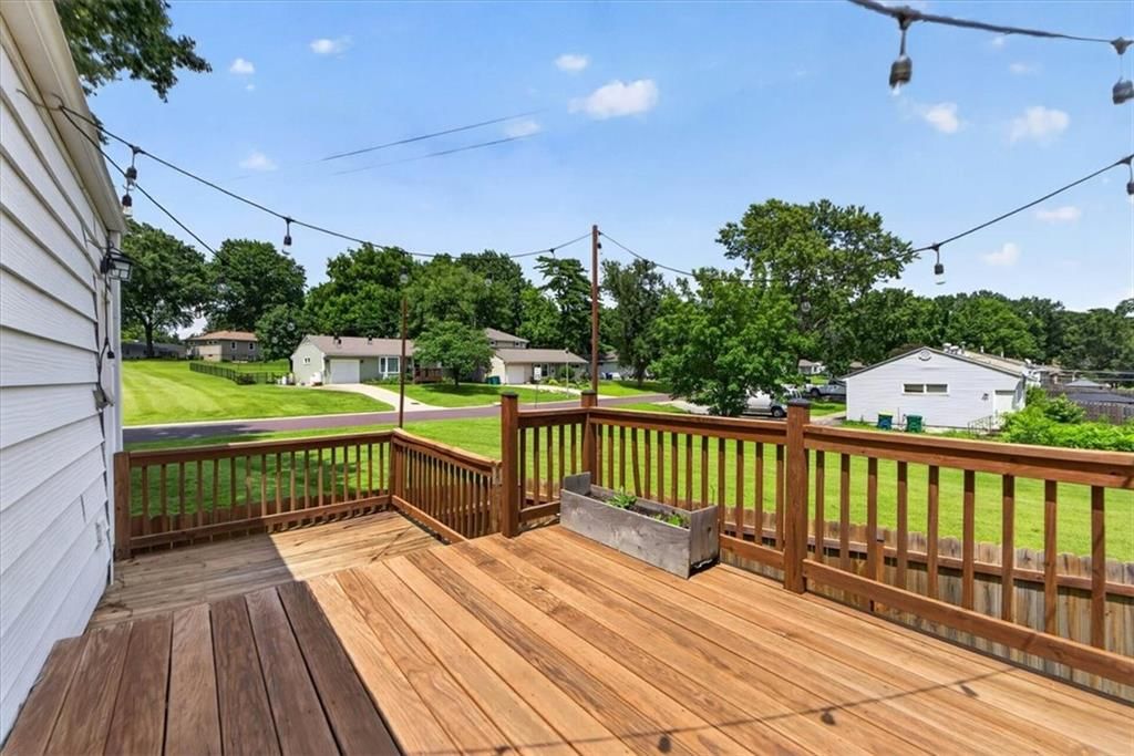 8521 Goodman Street — photo 44