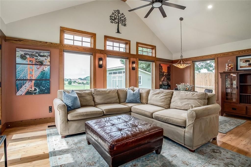 507 NE Karapat Drive — photo 7