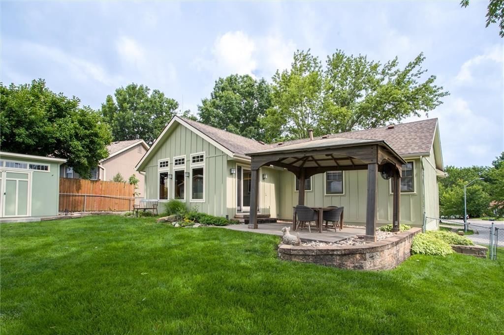 507 NE Karapat Drive — photo 31