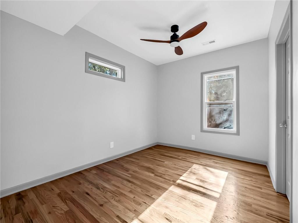 4333 Tracy Avenue — photo 13