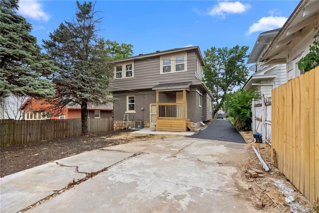 1903 Elizabeth Avenue — photo 29