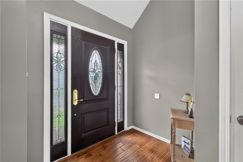 509 NE Country Lane — photo 8