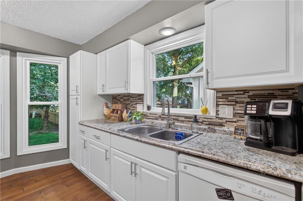 509 NE Country Lane — photo 15