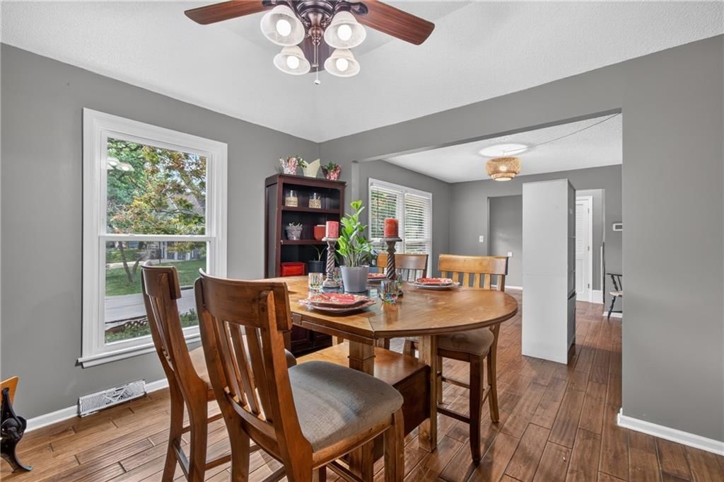 509 NE Country Lane — photo 20