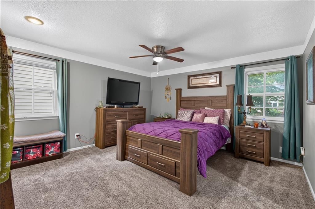 509 NE Country Lane — photo 21