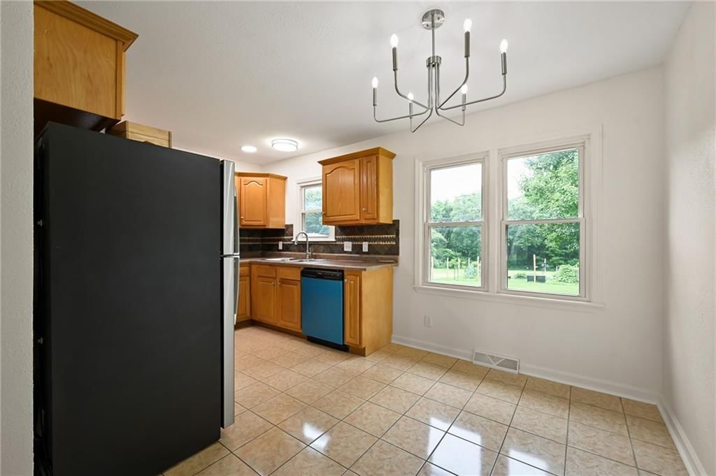 3032 Iowa Street — photo 7