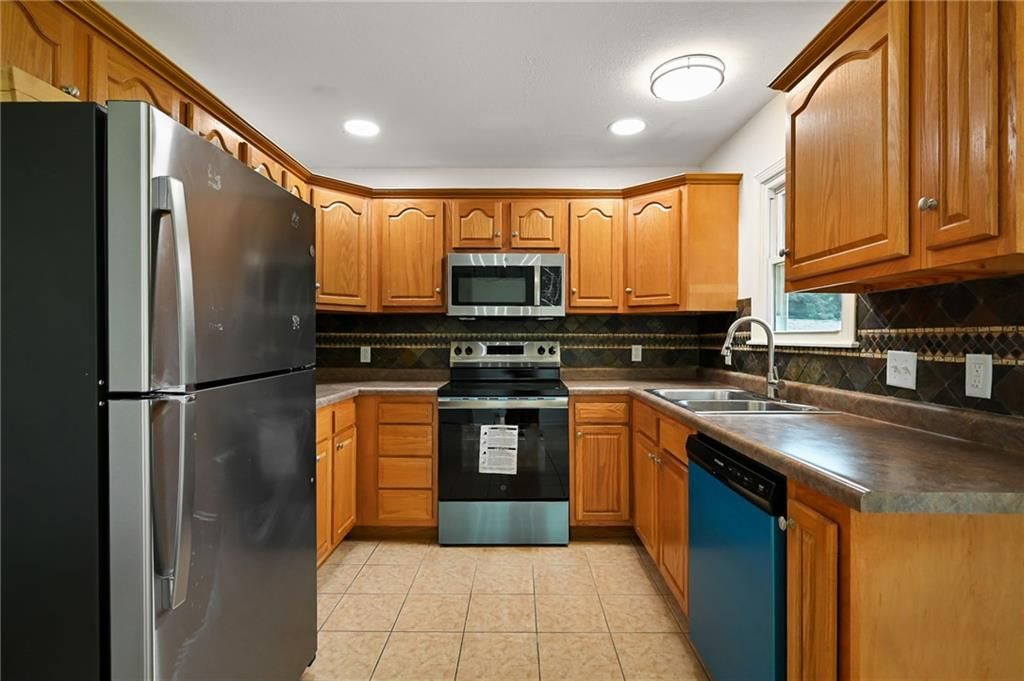 3032 Iowa Street — photo 8