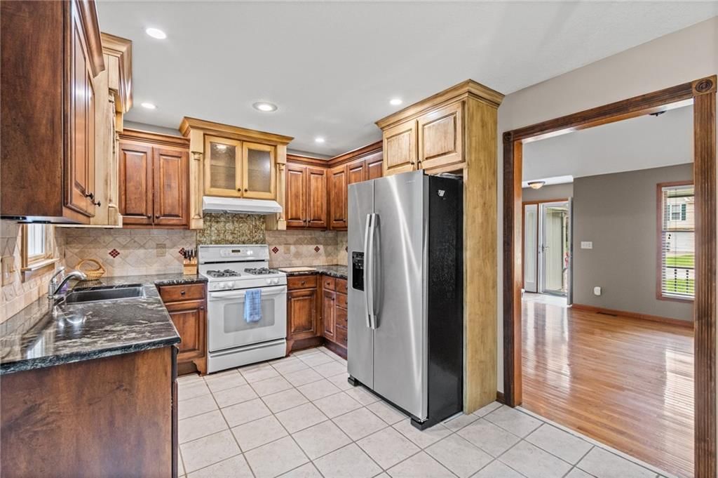 10526 N Central Street — photo 10