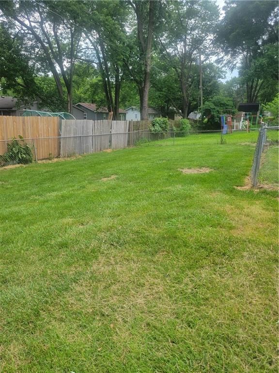 104 SE Kingscross Road — photo 33