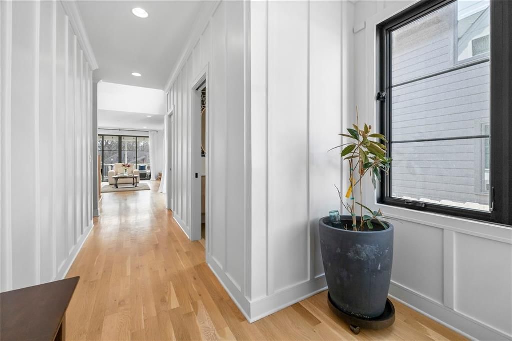 2207 W 48th Street — photo 5