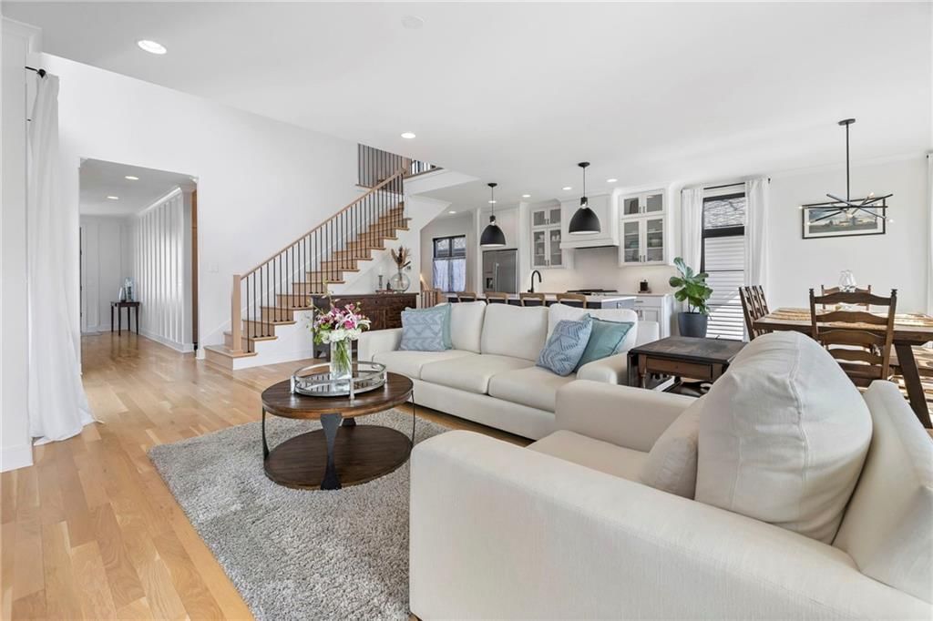 2207 W 48th Street — photo 7