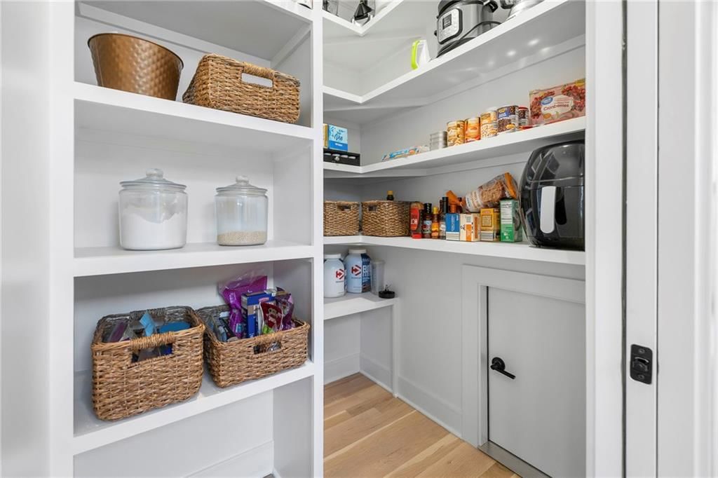 2207 W 48th Street — photo 15